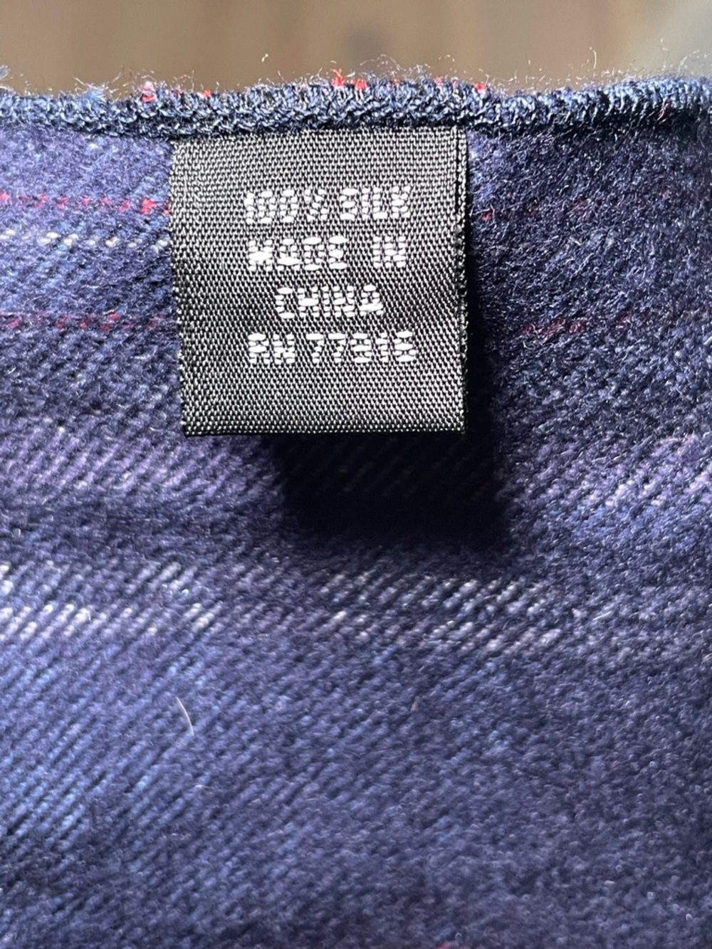 English Laundry 100% Silk Dark Navy Scarf with Gray and Red Stripes - Picture 4 of 5